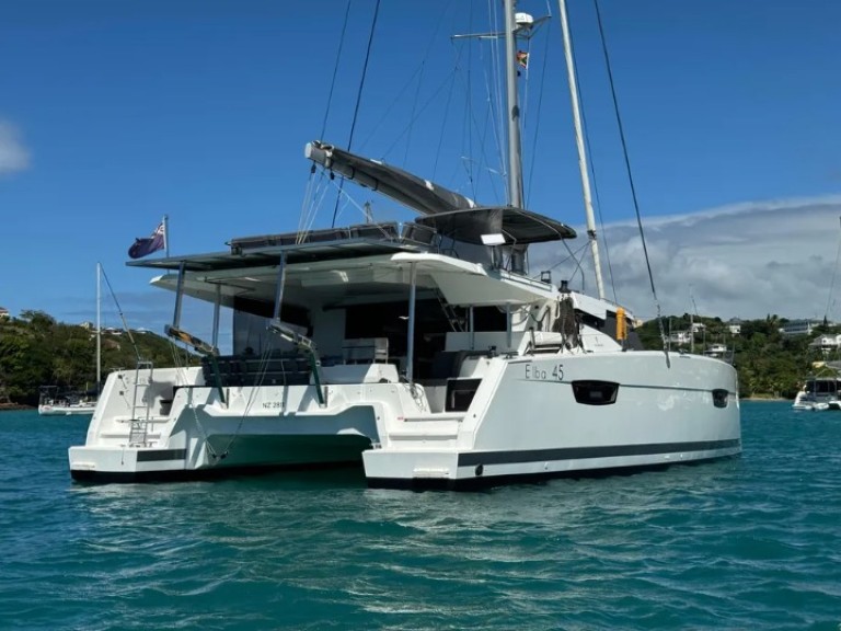 Catamaran hire in Procida - Fountaine Pajot Elba 45