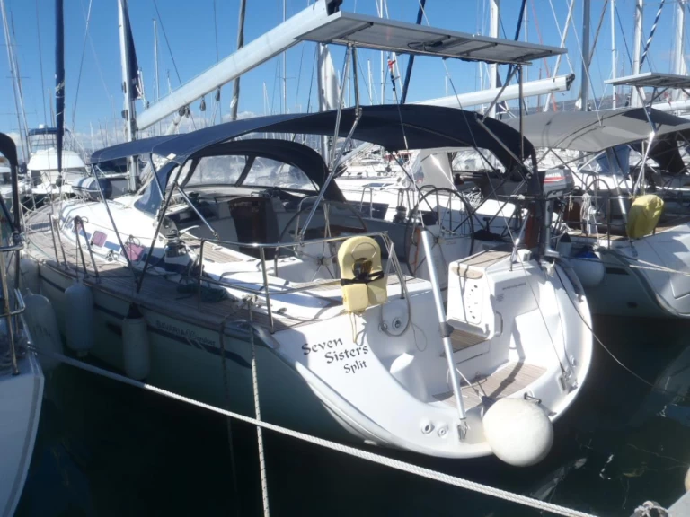 Hire Sailboat Bavaria with a boat licence