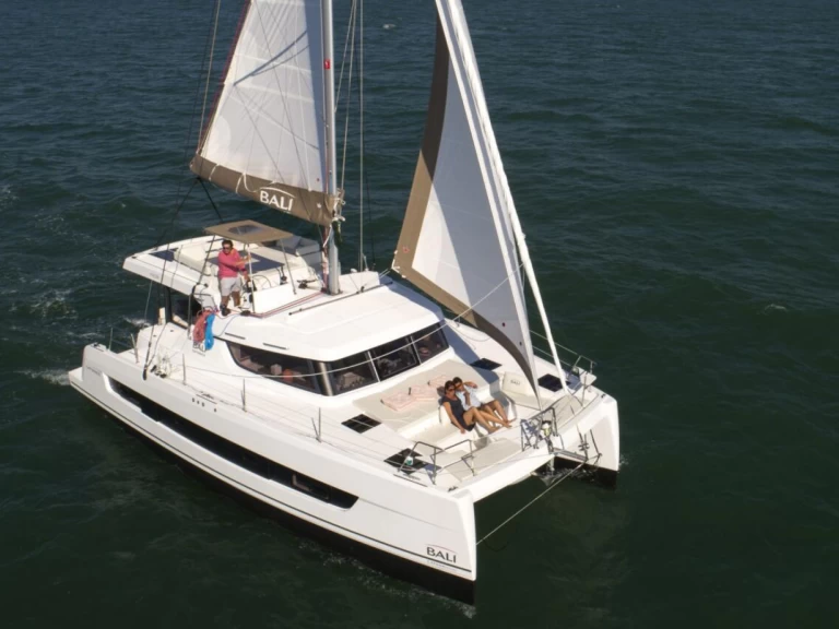 Hire Catamaran Bali with a boat licence
