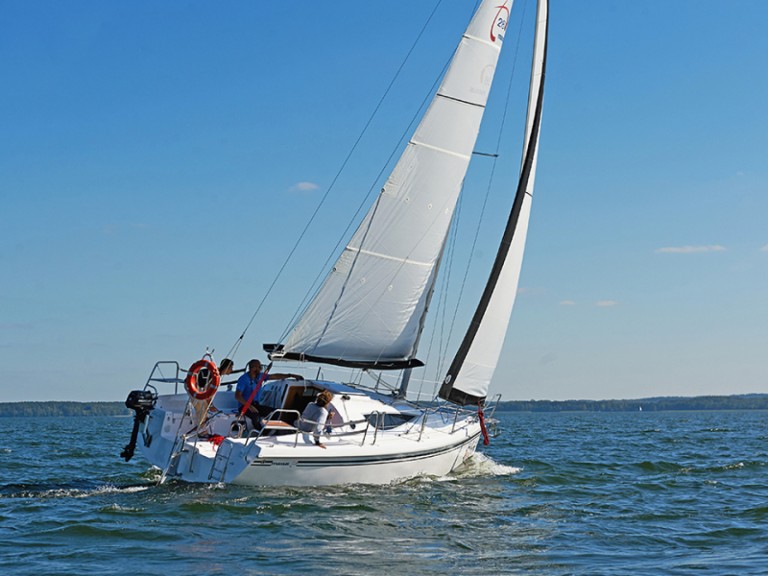 Sailboat to hire Węgorzewo at the best price