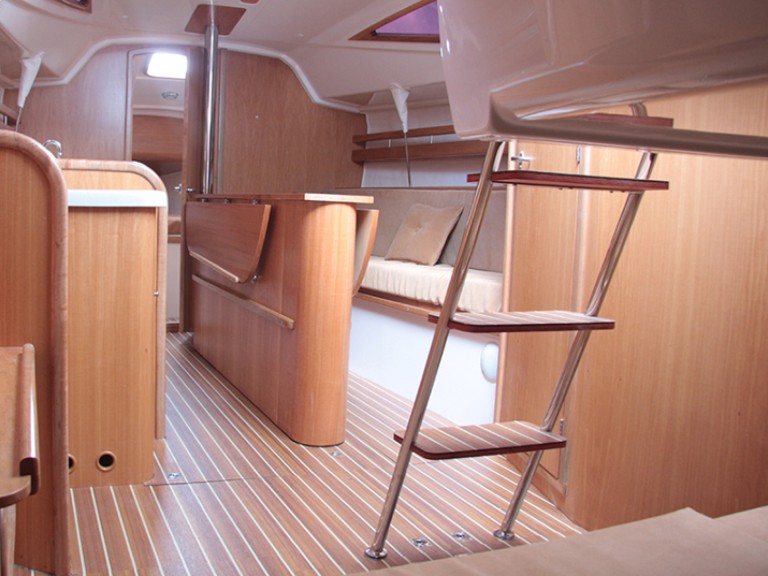 Northman Maxus 28 Prestige + charter bareboat or skippered in  Węgorzewo