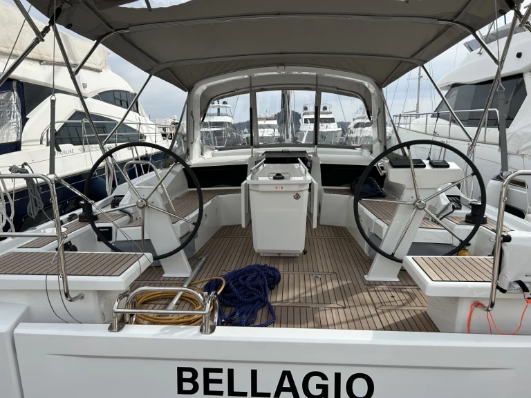 Hire a Bénéteau Oceanis 46.1 Göcek