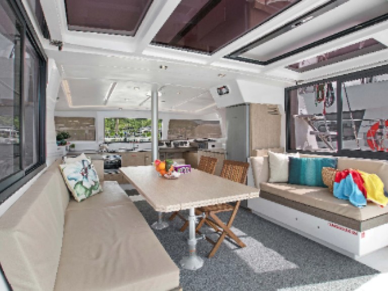 Hire a Bali Bali 4.0 Ajaccio