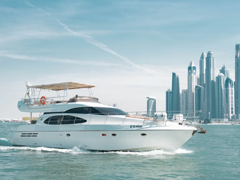 Motorboat hire in Dubai Marina - ETOSHA 58 FEET