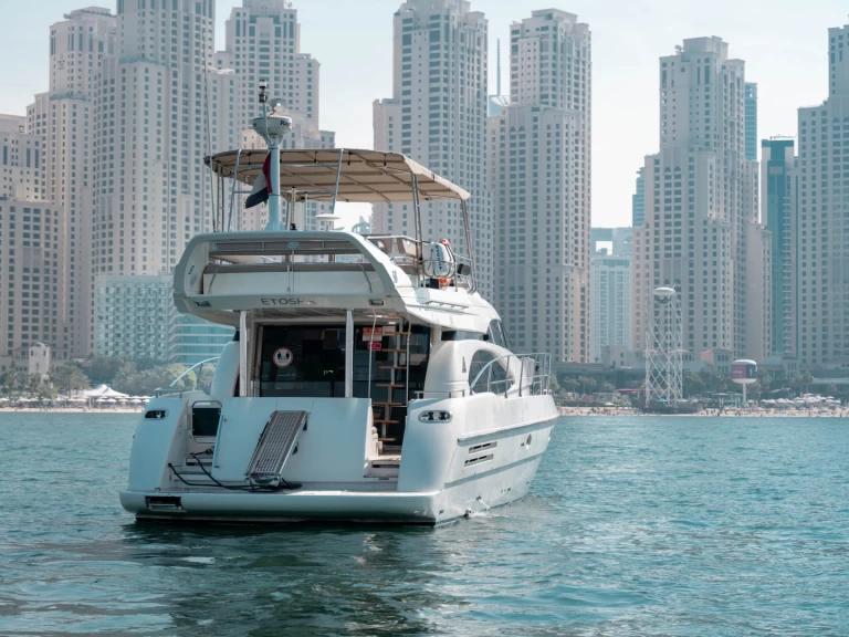 Hire Motorboat with or without skipper ETOSHA Dubai Marina