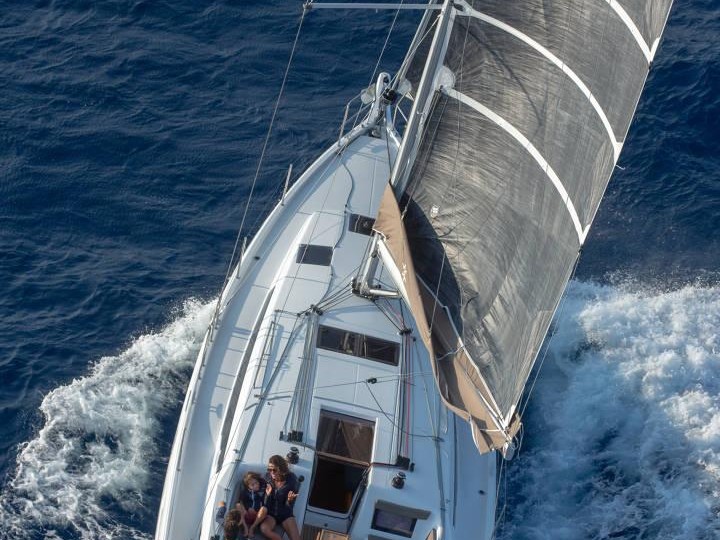 Yacht hire Las Galletas cheap Sun Odyssey 410