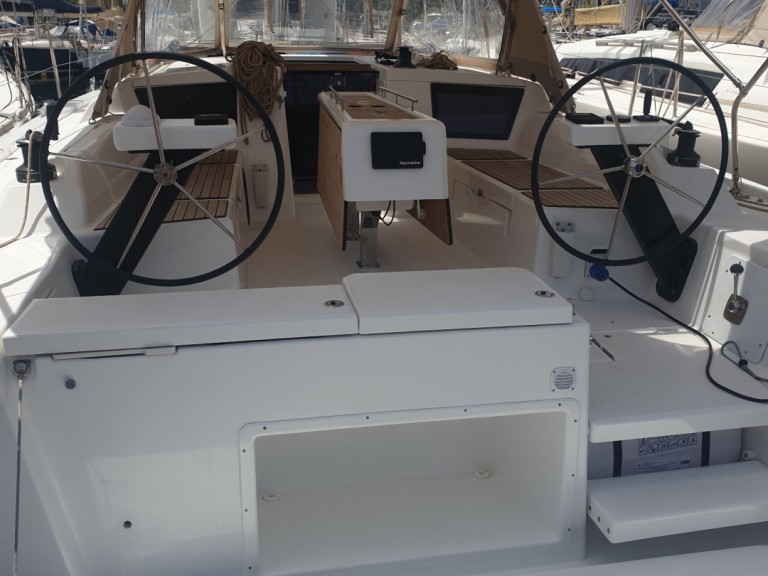 Hire a Dufour Dufour 390 Grand Large Palermo