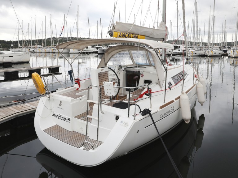 Hire Sailboat with or without skipper Bénéteau Šibenik