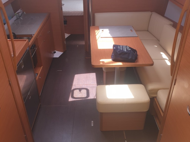 Hire Sailboat Dufour with a boat licence