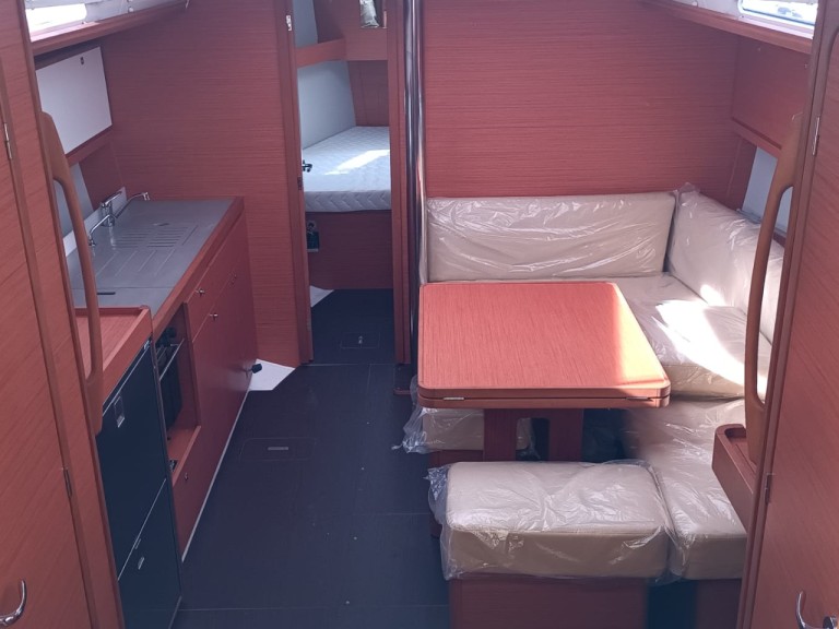 Yacht hire Palermo cheap Dufour 390 Grand Large