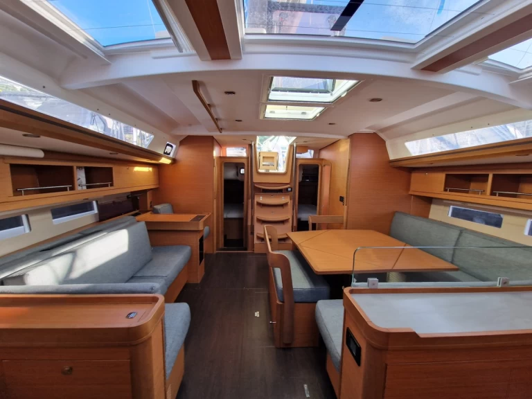 Sailboat hire in Palermo - Dufour Dufour 56 Exclusive