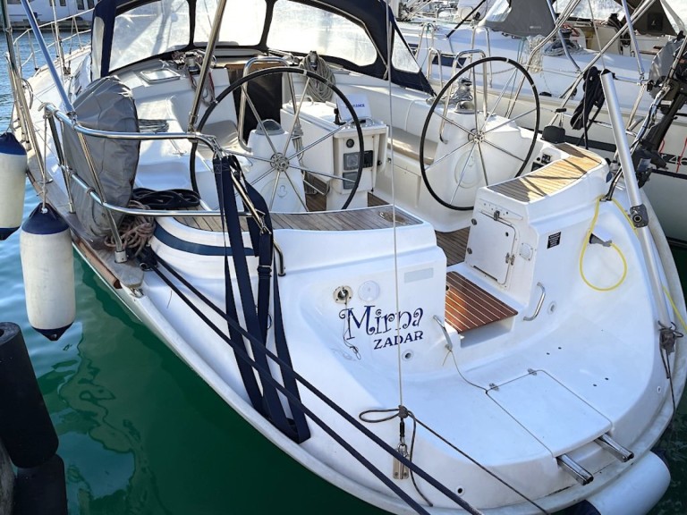 Sailboat to hire Zadar at the best price