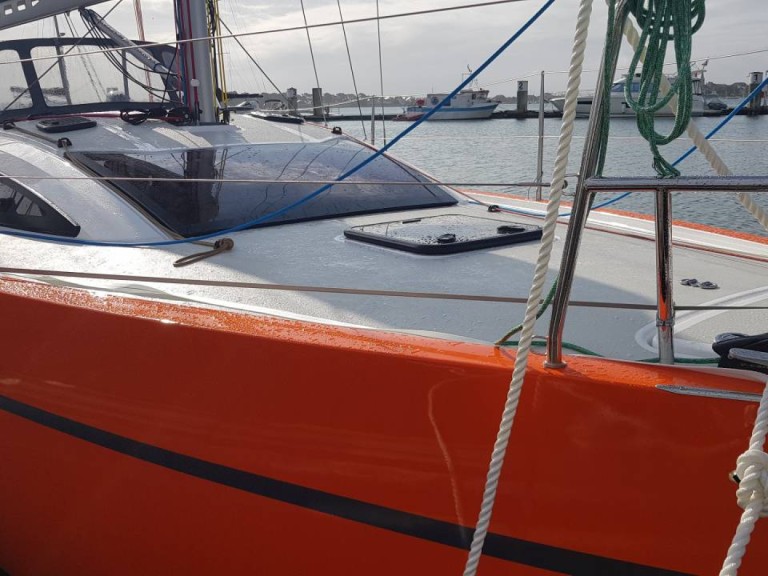 Hire Sailboat RM with a boat licence