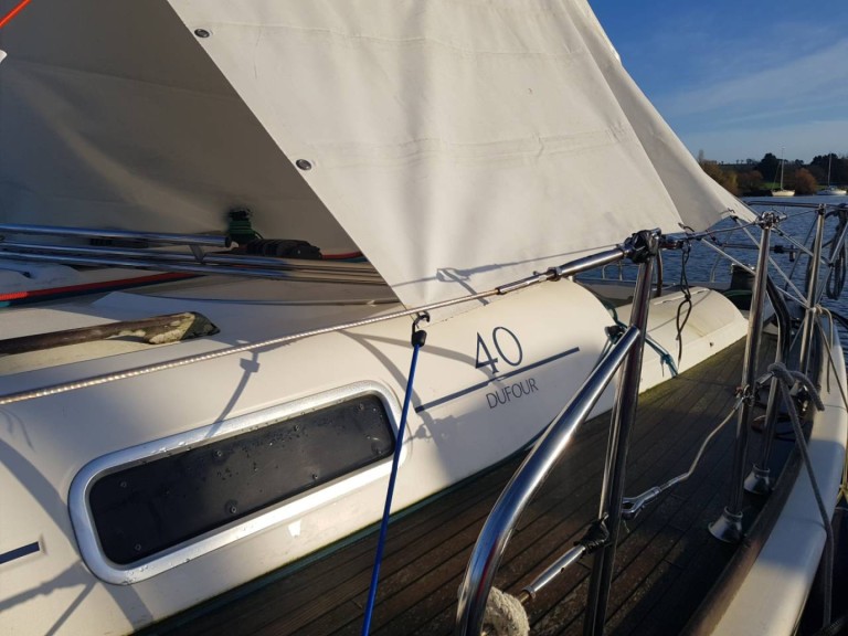 Dufour Dufour 40 charter bareboat or skippered in  Larmor-Plage