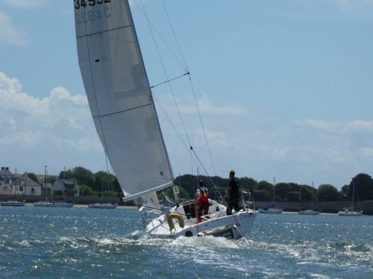 Yacht charter Larmor-Plage - Jpk Jpk 960 on SamBoat