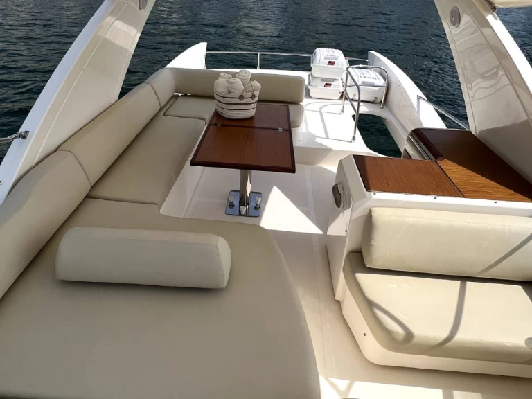 Hire a Custom Made 58 Dubai Marina
