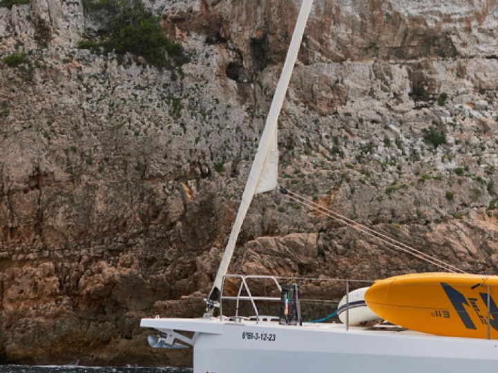 Hire a Dufour Dufour 470 Dénia