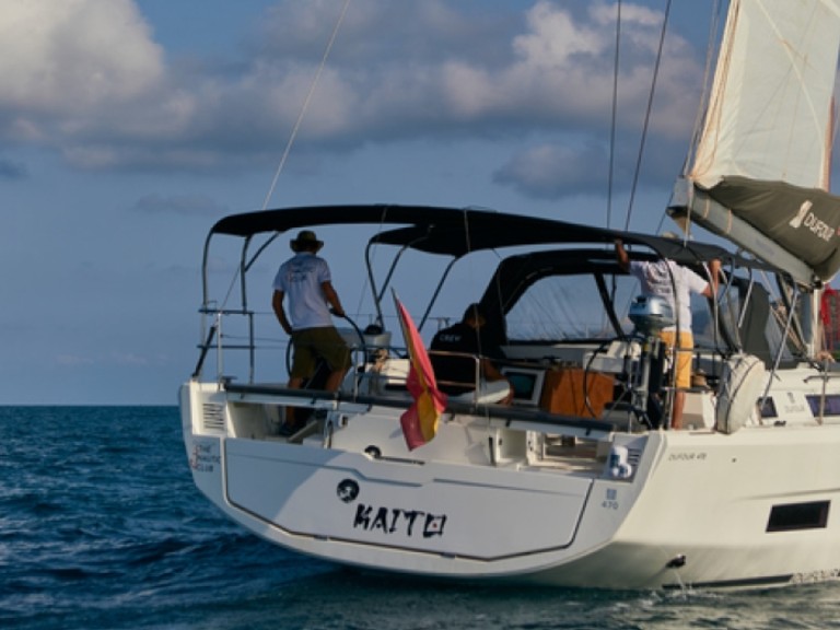 Hire a Dufour Dufour 470 Dénia