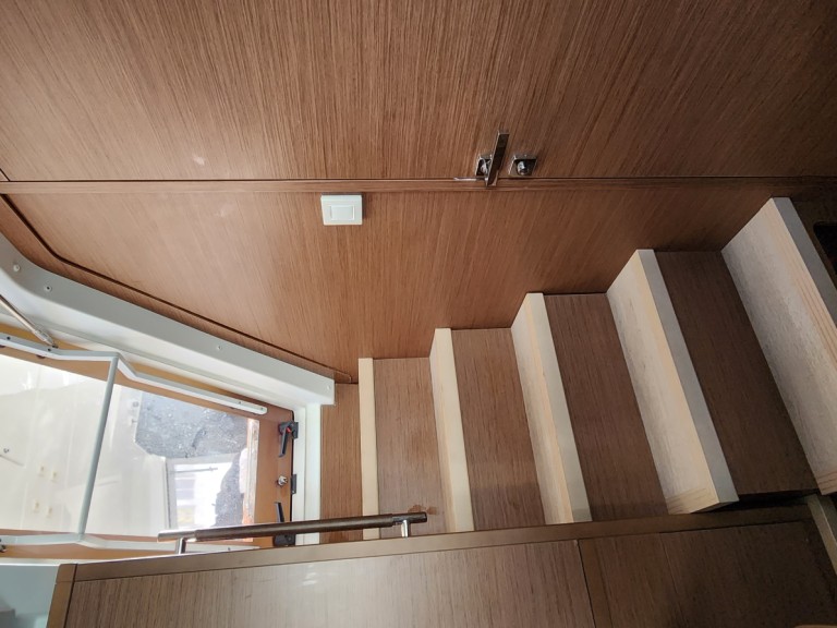 Hire Catamaran with or without skipper Lagoon Lefkáda