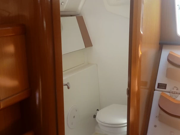 Hire Sailboat Bénéteau with a boat licence