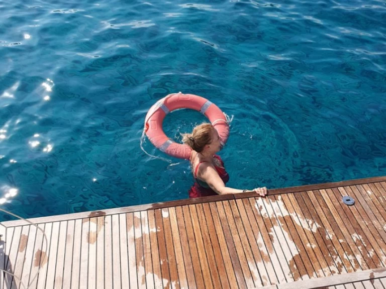 Hire Sailboat Bénéteau with a boat licence