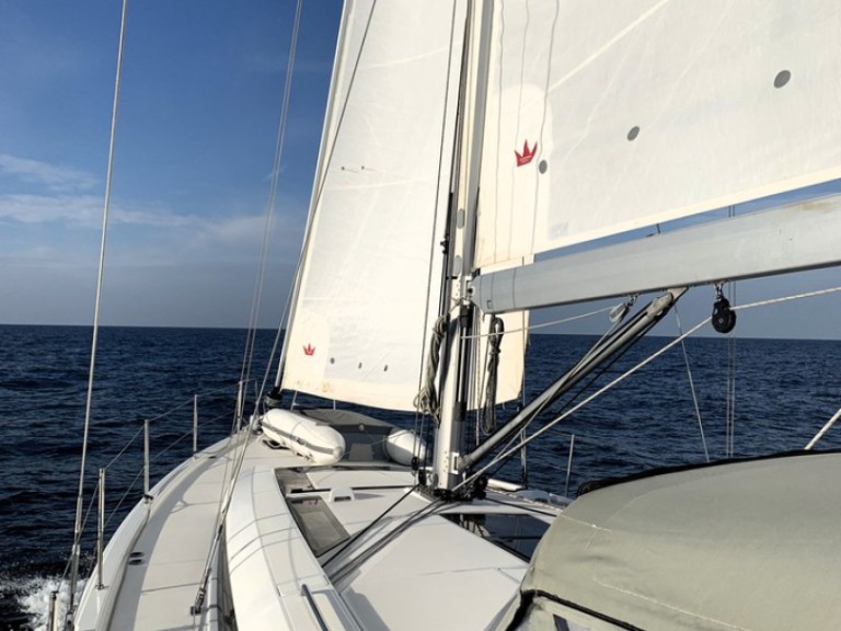 Hire Sailboat Bénéteau with a boat licence