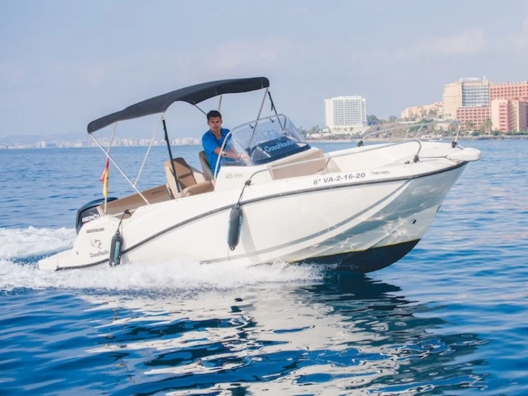 Motorboat to hire Benalmádena at the best price