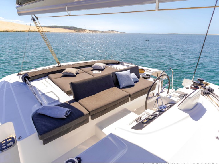 Hire Catamaran with or without skipper Lagoon Alimos Marina