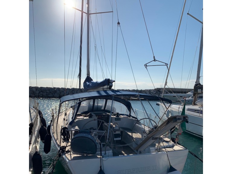 Yacht charter Piombino - Dufour Dufour 425 on SamBoat