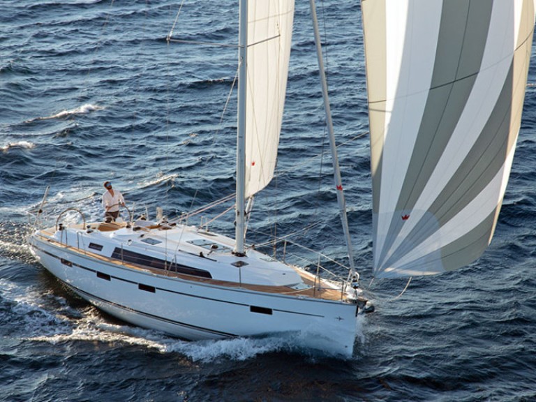 Hire a Bavaria Cruiser 41 Lefkáda