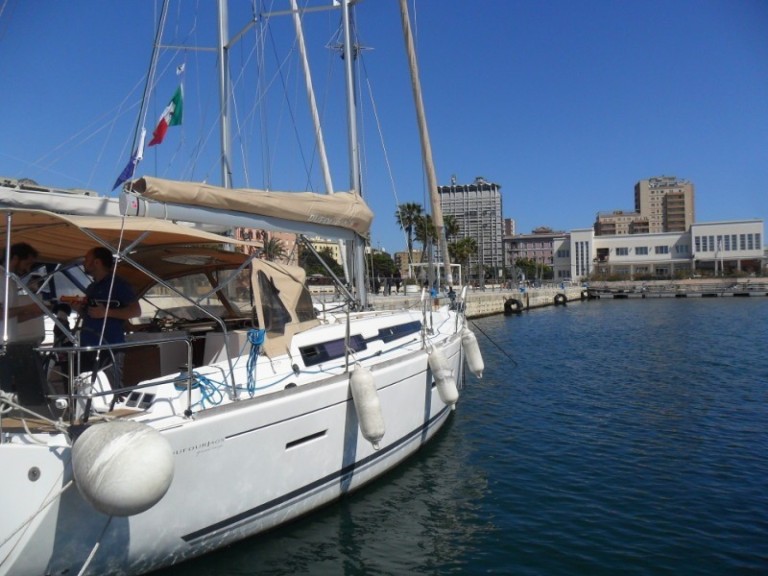 Yacht hire Cagliari cheap Dufour 405 Grand Large