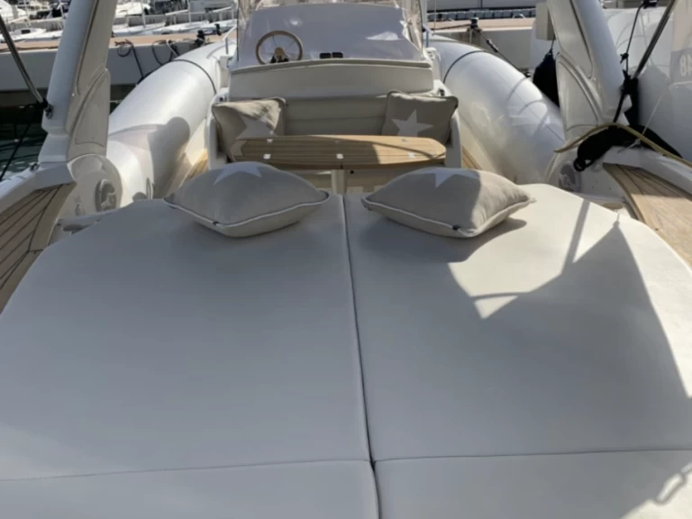 Marlin Boat Marlin Boat 38 Top charter bareboat or skippered in  Porto Rotondo