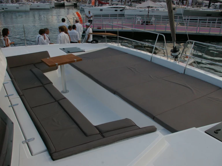 Catamaran hire in Mai Khao - Bali Bali 4.5