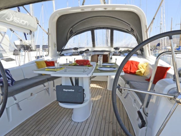 Sailboat hire in Alimos - Bénéteau Oceanis 50 Family