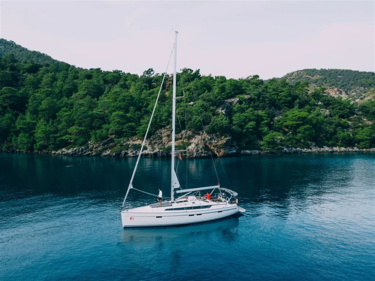Charter a Bavaria Cruiser 46 in Fethiye on Samboat