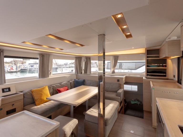 Catamaran to hire Ajaccio at the best price