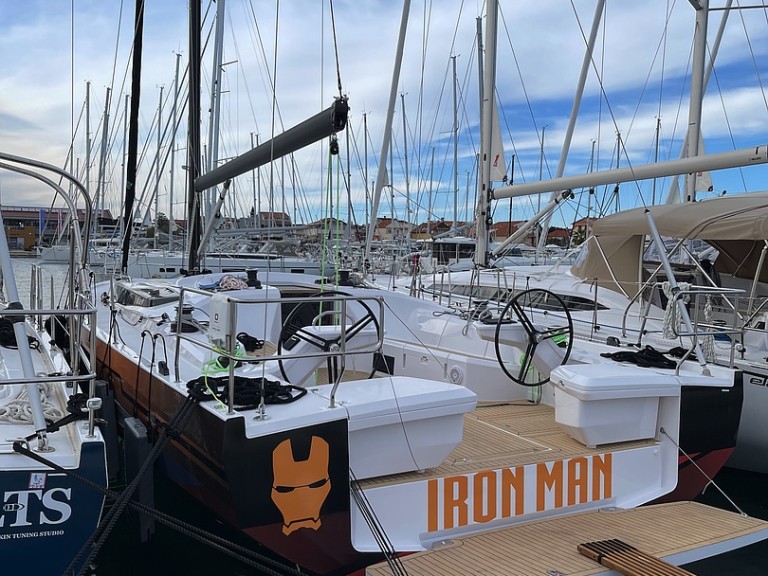 Hire Sailboat with or without skipper Elan Pirovac