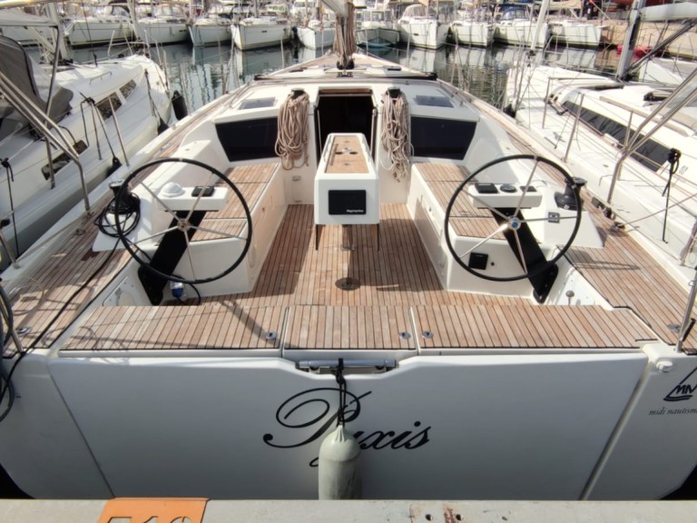 Sailboat hire in Ajaccio - Dufour Dufour 430 Grand Large