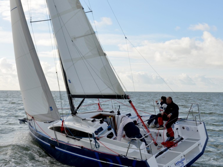 RM RM 890 BIQUILLE charter bareboat or skippered in  La Trinité-sur-Mer