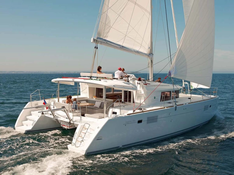 Hire Catamaran with or without skipper Lagoon Ribishi
