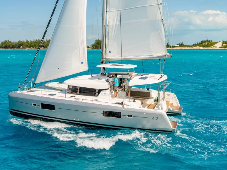 Charter a Lagoon Lagoon 42 in Ribishi on Samboat