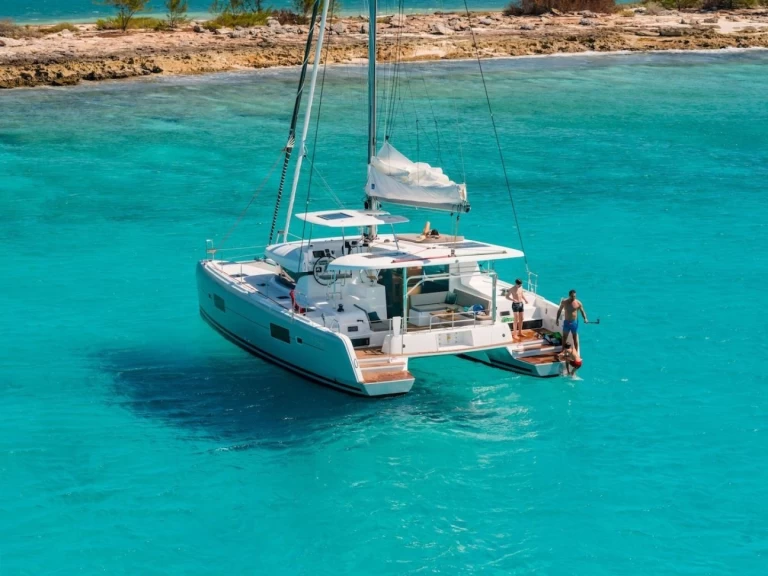 Hire Catamaran with or without skipper Lagoon Ribishi