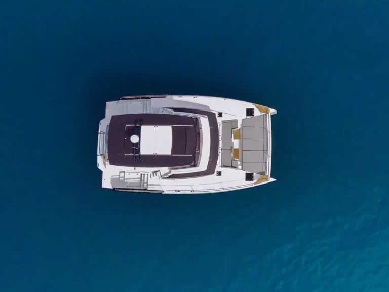 Hire a Bali Catamarans Bali 4.3 MY Trapani