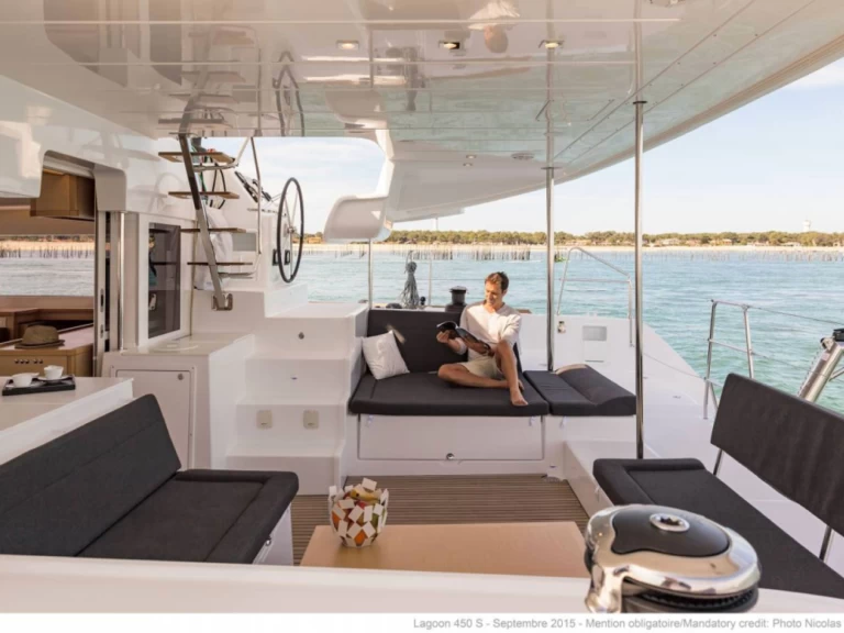 Yacht charter Bas du Fort - Lagoon Lagoon 450 Sport Top on SamBoat