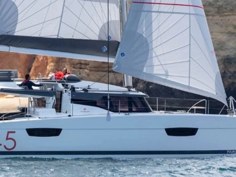 Charter a 1 ELBA 45 in Arzon on Samboat