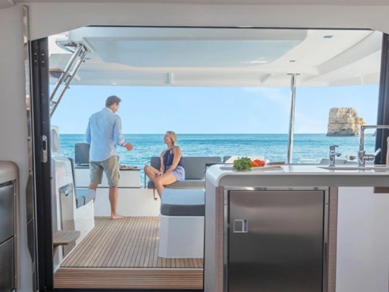 Hire Catamaran 1 with a boat licence