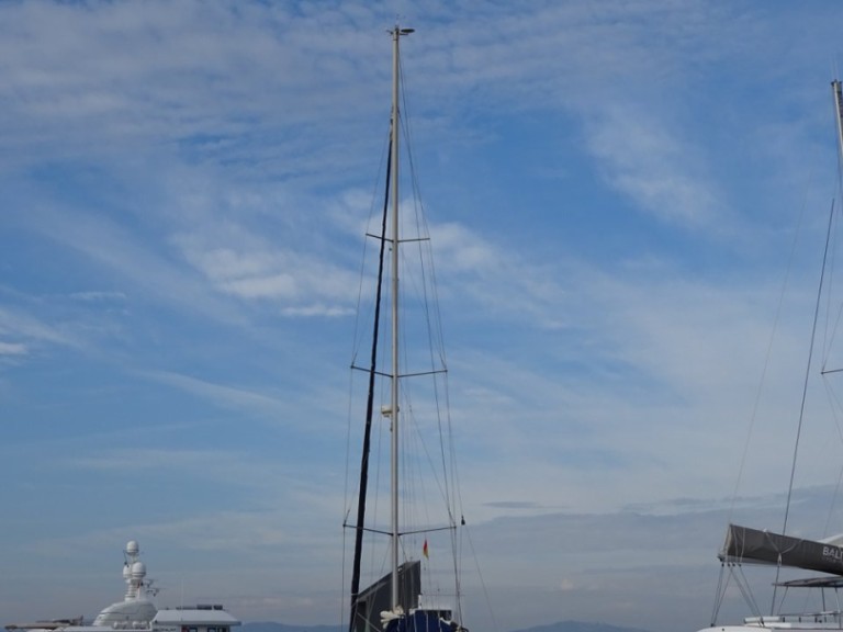 Hire a Bavaria Bavaria 44 La Línea de la Concepción