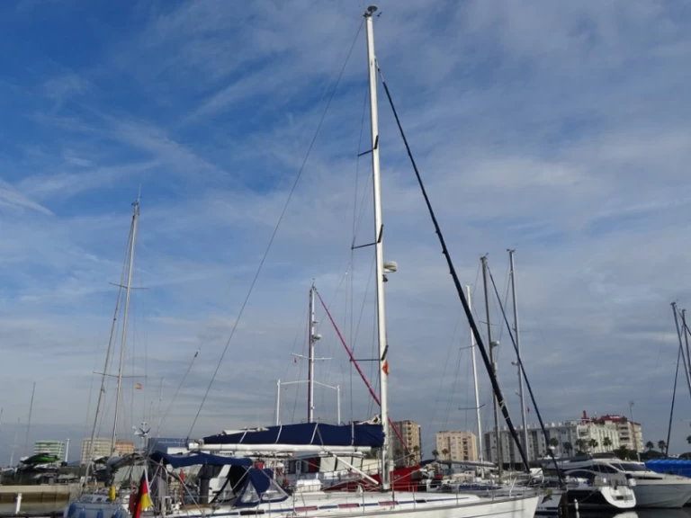 Sailboat hire in La Línea de la Concepción - Bavaria Bavaria 44