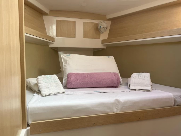 Yacht charter Paraty - Delta Yachts Delta 365 on SamBoat