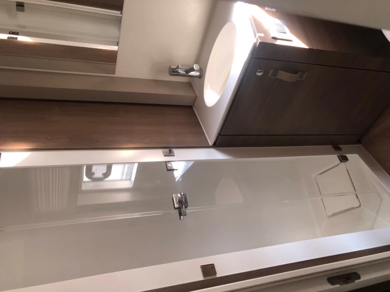 Yacht hire Capo d'Orlando cheap Bali 4.4